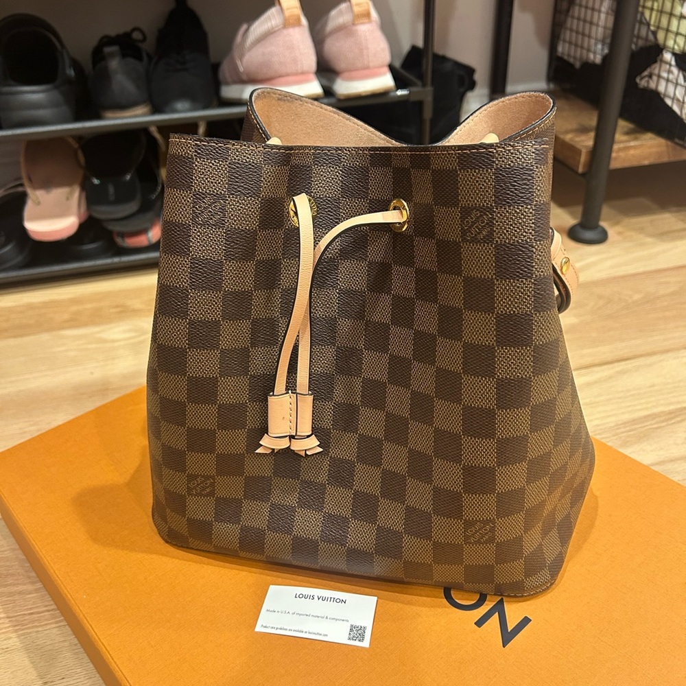 LV Noe.